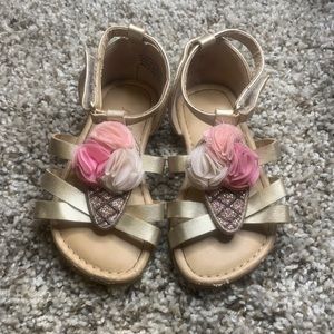 Open toe sandals